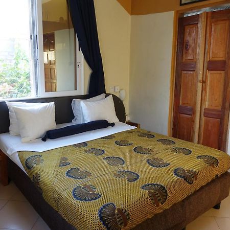 Cheers Guesthouse Botianaw Exterior foto